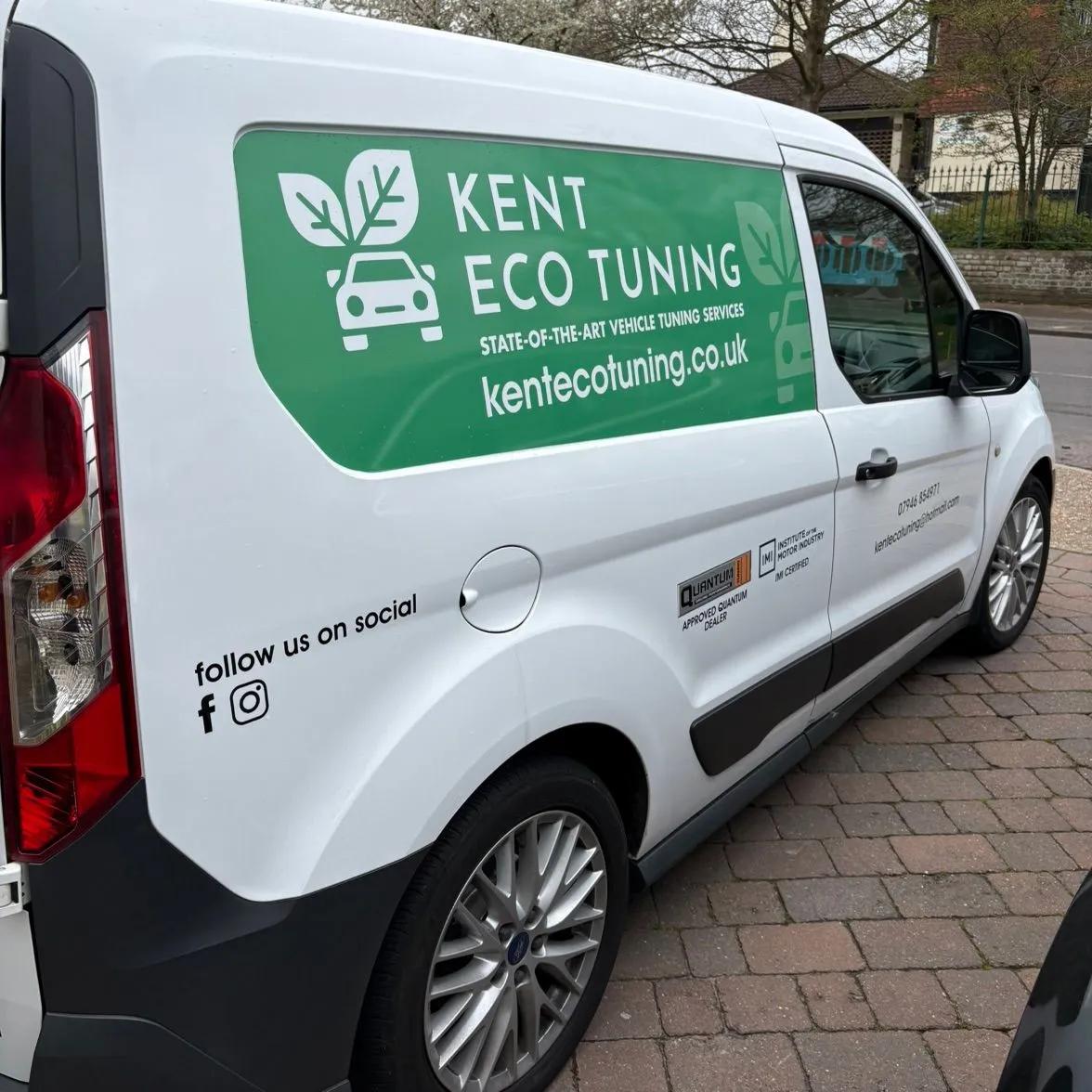 Kent Eco Tuning branded mobile service van, side view